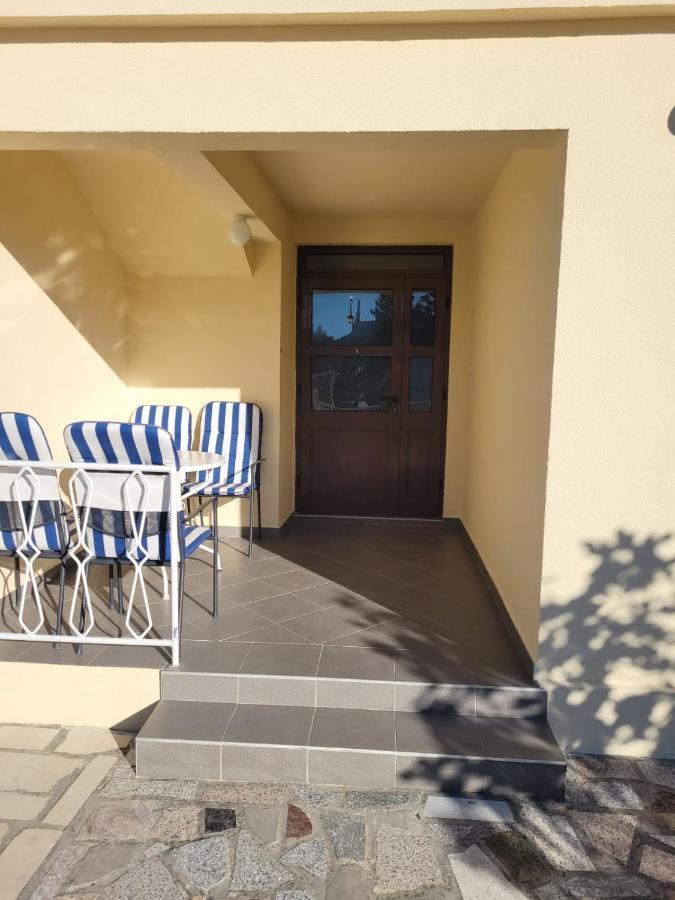 Mala Vila Seline Exterior photo